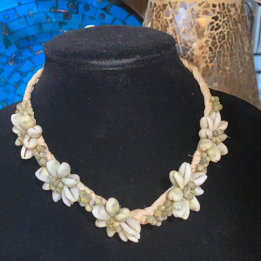 Hawaii Seashell headband or wear as a necklace 🌺